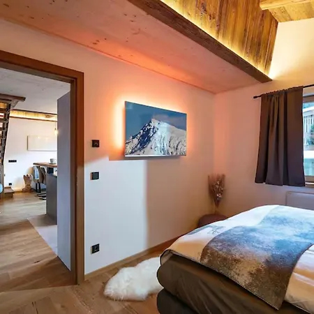 Larf Do Nigst - Exklusives Ski In- Ski Out Chalet Kirchberg in Tirol